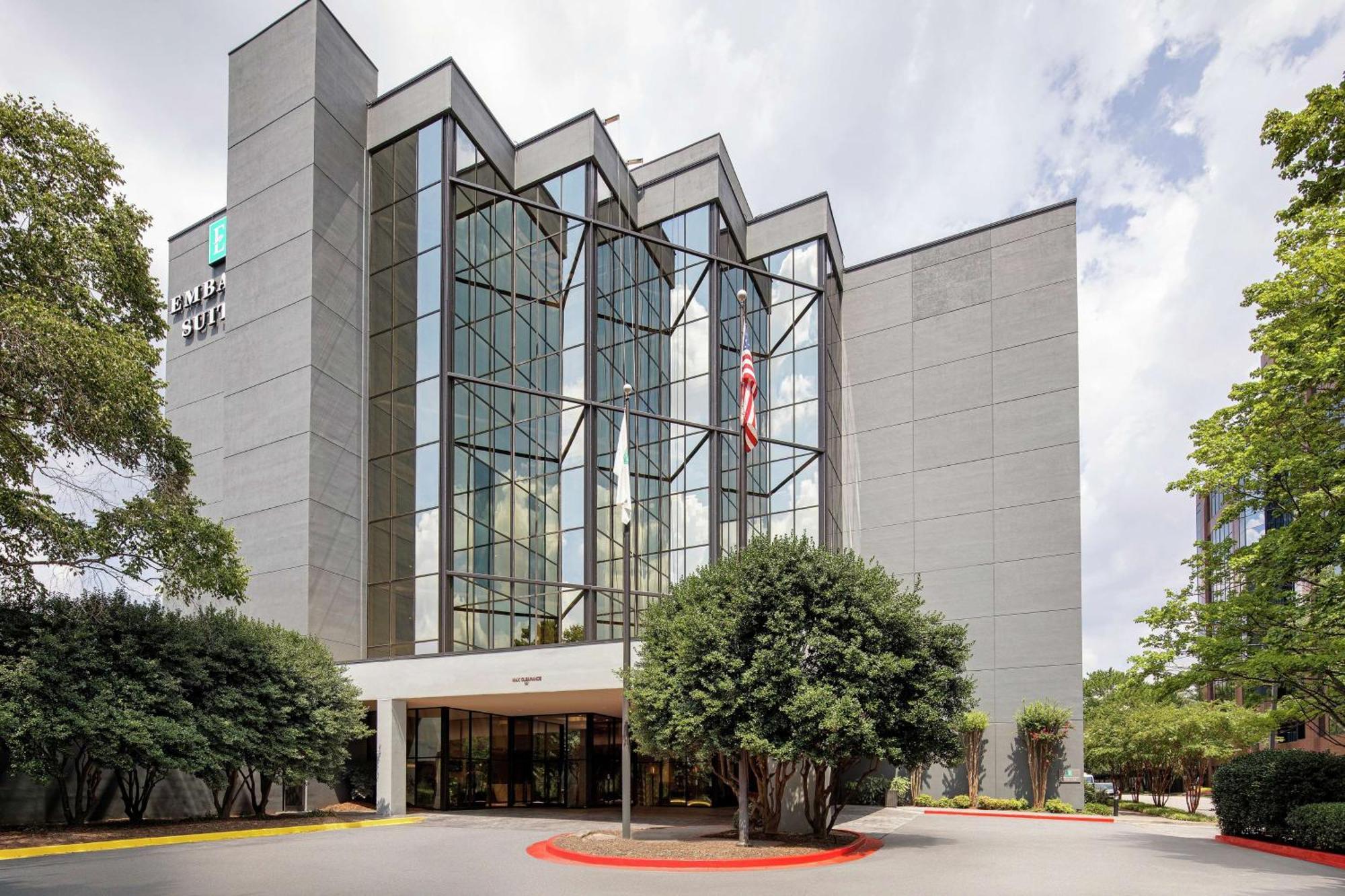 Embassy Suites By Hilton Atlanta Perimeter Center מראה חיצוני תמונה
